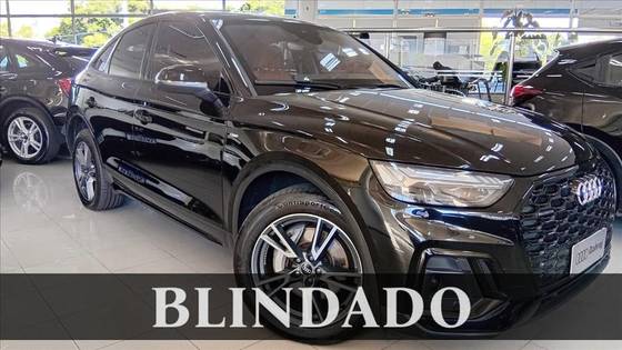 AUDI Q5 2.0 55 TFSIE PHEV SPORTBACK PERFORMANCE BLACK QUATTRO S TRONIC